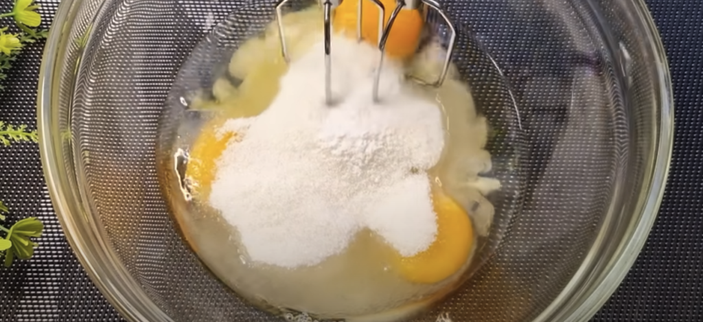 Vláčný citronový dort s pistáciemi - Ideální pro každou příležitost!