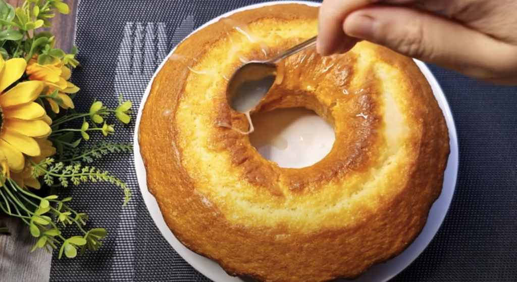 Vláčný citronový dort s pistáciemi - Ideální pro každou příležitost!