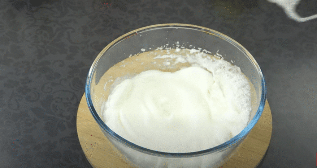 Jednoduchý banánovo-čokoládový dezert s pekanovými ořechy - jednoduchá a snadná příprava!