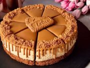Nepečený Lotus Biscoff cheesecake s tvarohovým krémem a polevou