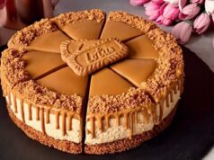 Nepečený Lotus Biscoff cheesecake s tvarohovým krémem a polevou