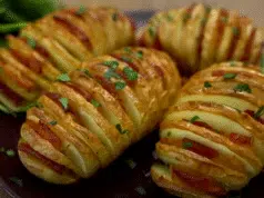 Inspirace na skvělou a velice chutnou přílohu: Zapečené brambory se slaninou