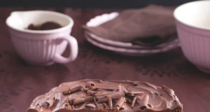 Český čokoládový dort s kávou a ganache polevou Český čokoládový dort s kávou a ganache polevou