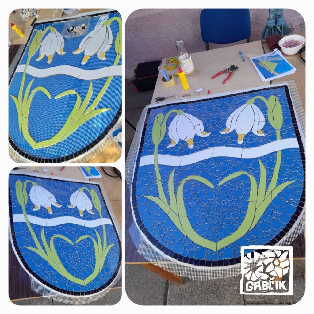 ROZHOVOR: Kouzlo mozaiky – z barevných střepů vzniká jedinečná krása, která okouzlí a zůstane