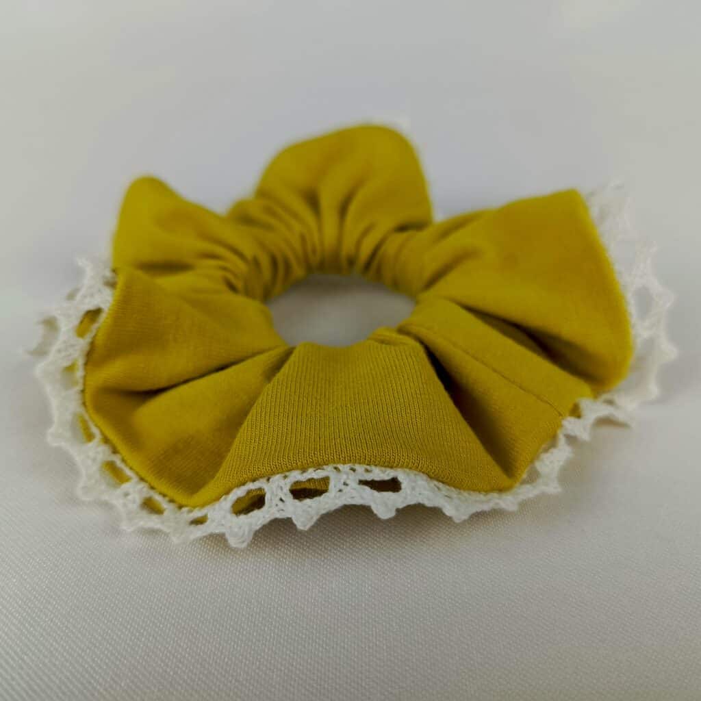 ROZHOVOR: Scrunchies jako umění – spojení elegance a originality v jeden celek