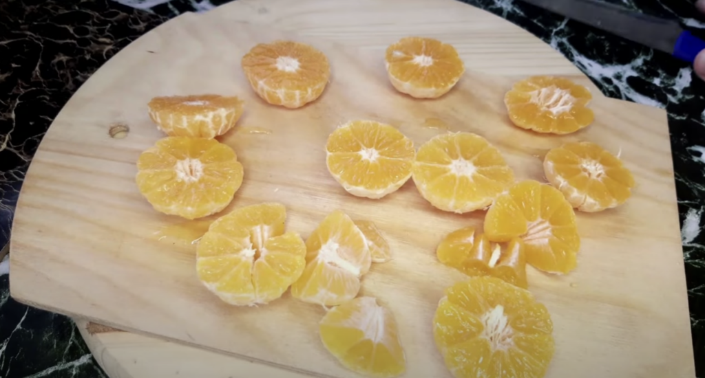 Obrácený mandarinkový koláč - lahodný a voňavý dezert plný citrusové svěžesti