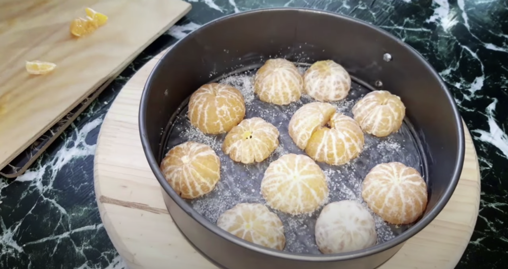 Obrácený mandarinkový koláč - lahodný a voňavý dezert plný citrusové svěžesti