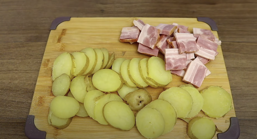 Zapečené bramborovo-slaninové špízy – křupavá dobrota z trouby