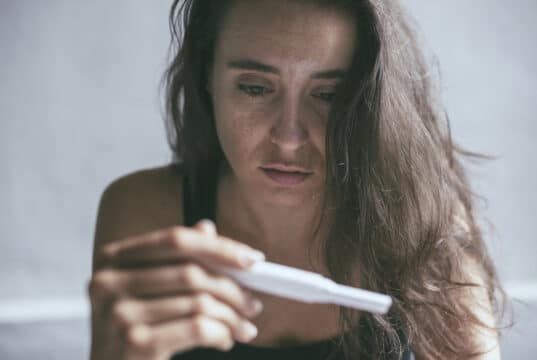 Řekla jsem mu, že čekám dítě. On mi odpověděl tichým odchodem.