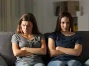 Ona našla milence. A já ztratila nejlepší přítelkyni.