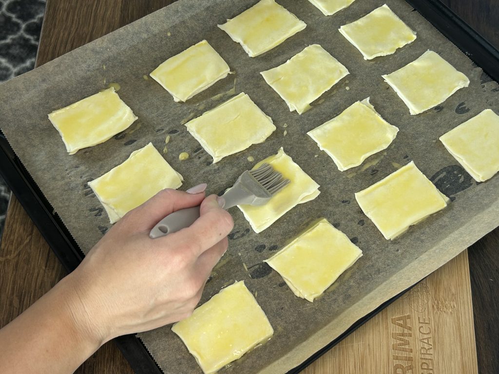 Listové koláčky plněné nutellovo-mascarpone krémem, které si zamilujete