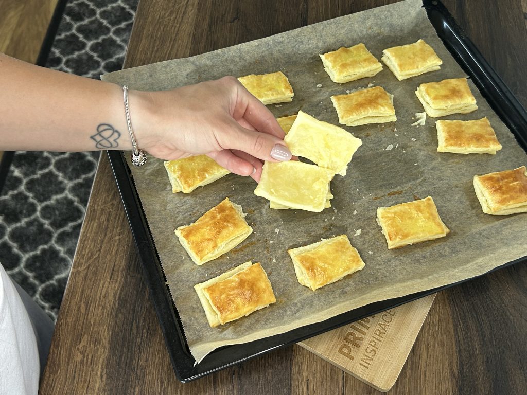 Listové koláčky plněné nutellovo-mascarpone krémem, které si zamilujete