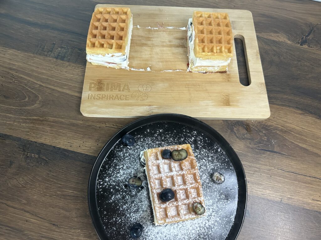 Plněné vafle s mascarpone a borůvkami – dokonalý letní dezert bez námahy