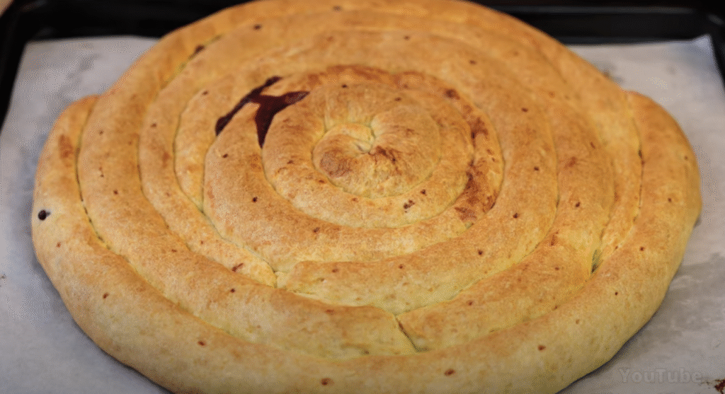 Jemný drobenkový koláč s třešňemi – ovocná klasika s vůní domova