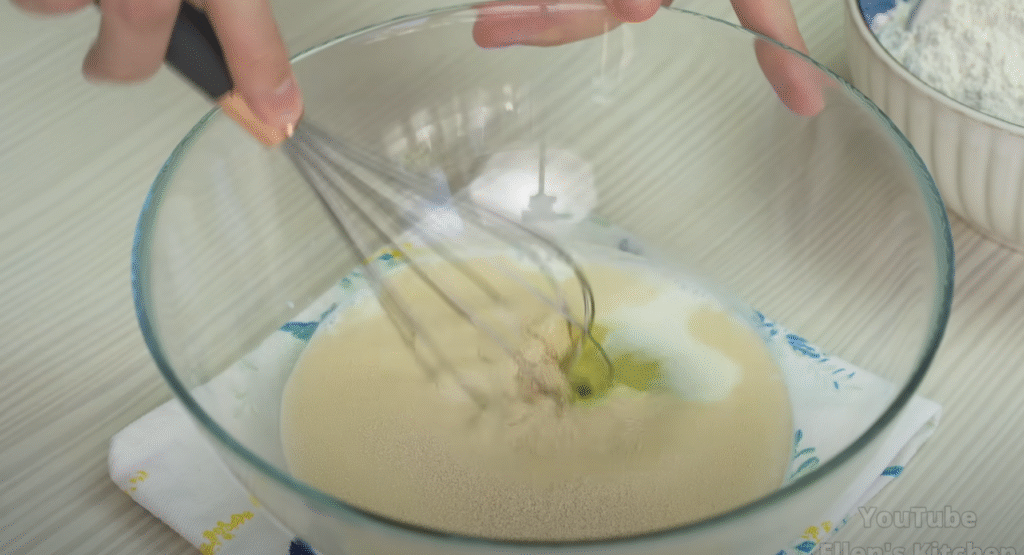 Kynuté bramborové placky s jemně rozpuštěnou mozzarellou – lahodná pochoutka plná chutí