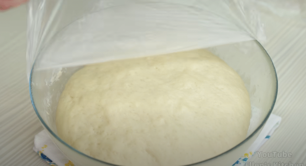 Kynuté bramborové placky s jemně rozpuštěnou mozzarellou – lahodná pochoutka plná chutí