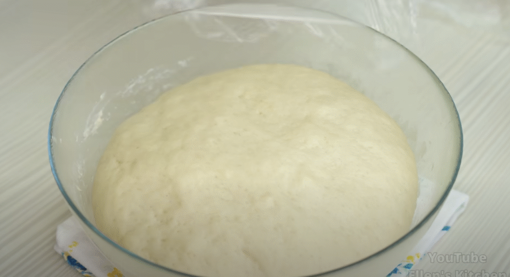 Kynuté bramborové placky s jemně rozpuštěnou mozzarellou – lahodná pochoutka plná chutí