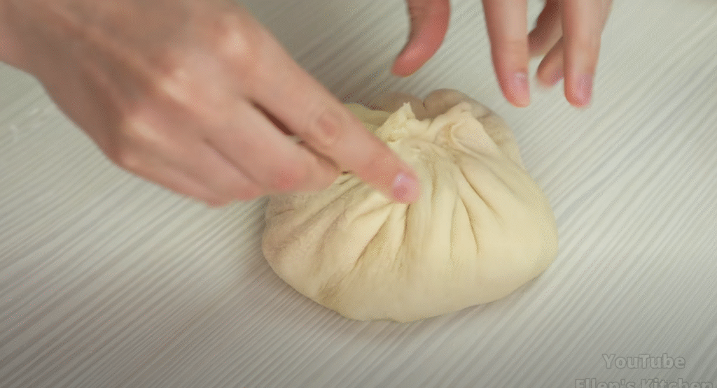 Kynuté bramborové placky s jemně rozpuštěnou mozzarellou – lahodná pochoutka plná chutí