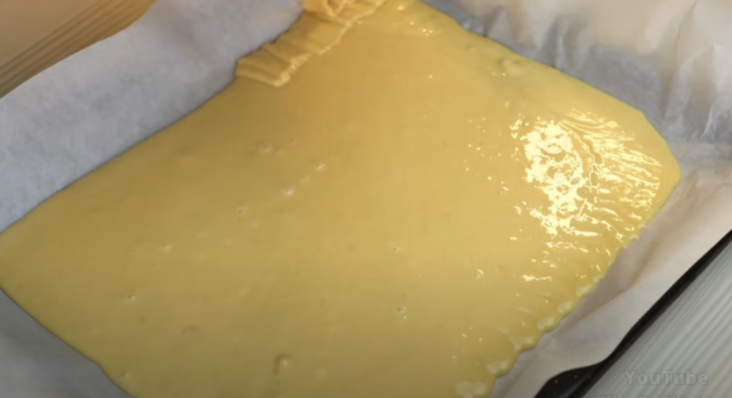 Noblesní medový dort MARLENKA s jemným krémem ze zakysané smetany