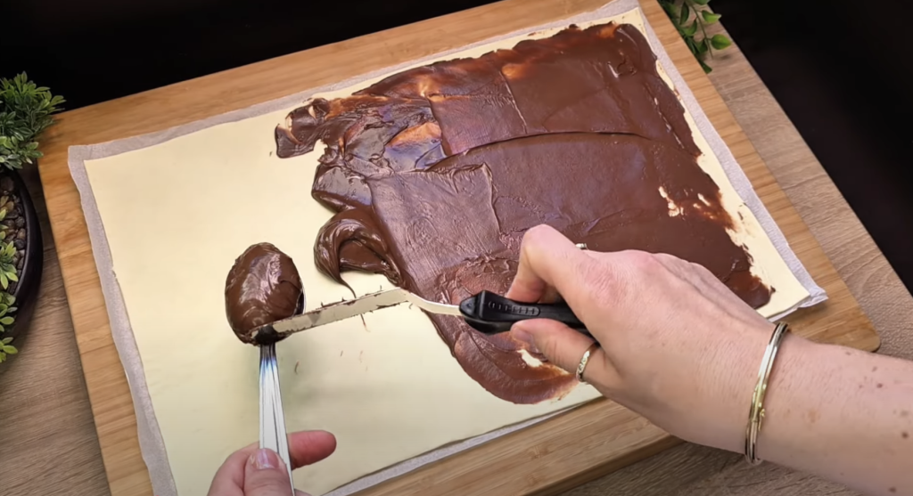 Křupaví motýlci z listového těsta s Nutellou – snadný a rychlý sladký dezert