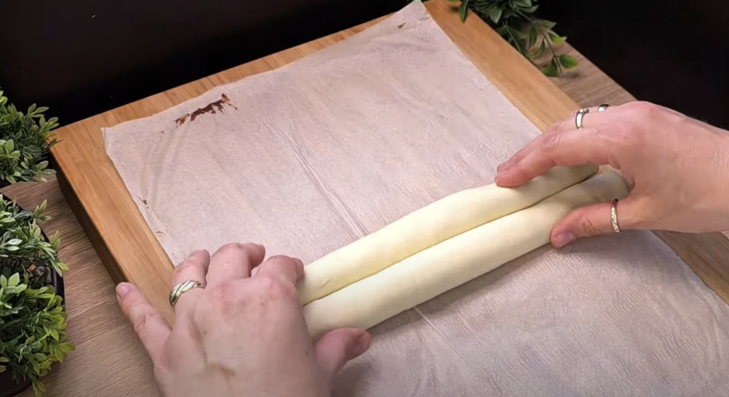 Křupaví motýlci z listového těsta s Nutellou – snadný a rychlý sladký dezert