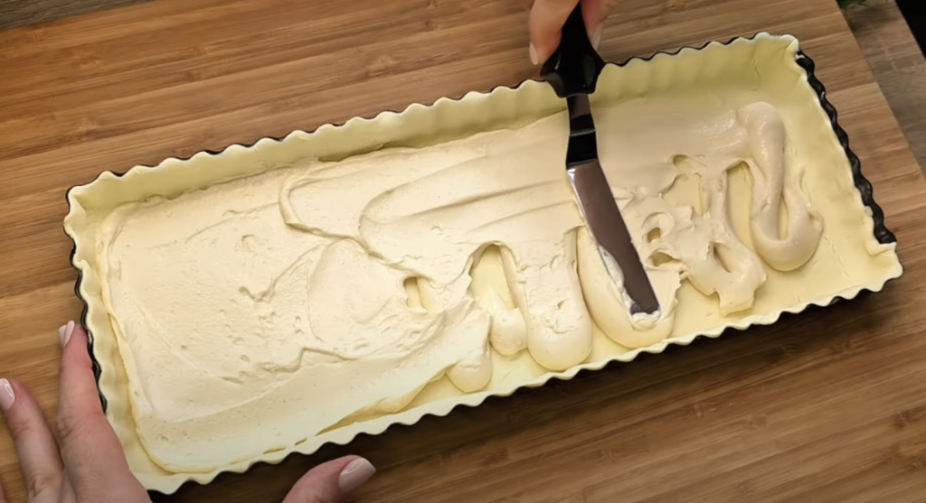 Rychlý třešňový koláč s tvarohovou náplní a máslovou drobenkou