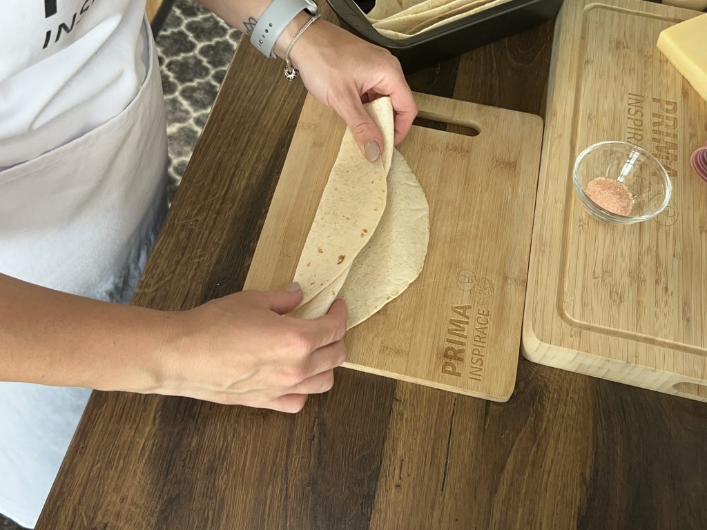 Zapečené „vejárkové“ tortilly - recept, který musíte vyzkoušet!