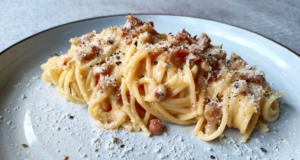 Pravé špagety Carbonara: Krémové, voňavé a bez smetany
