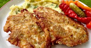 Pravý černohorský řízek: Tajemství dokonale křupavého bramborového těsta, které neodpadává Černohorský řízek s bramborovým těstíčkem – křupavá klasika, která nikdy nezklame