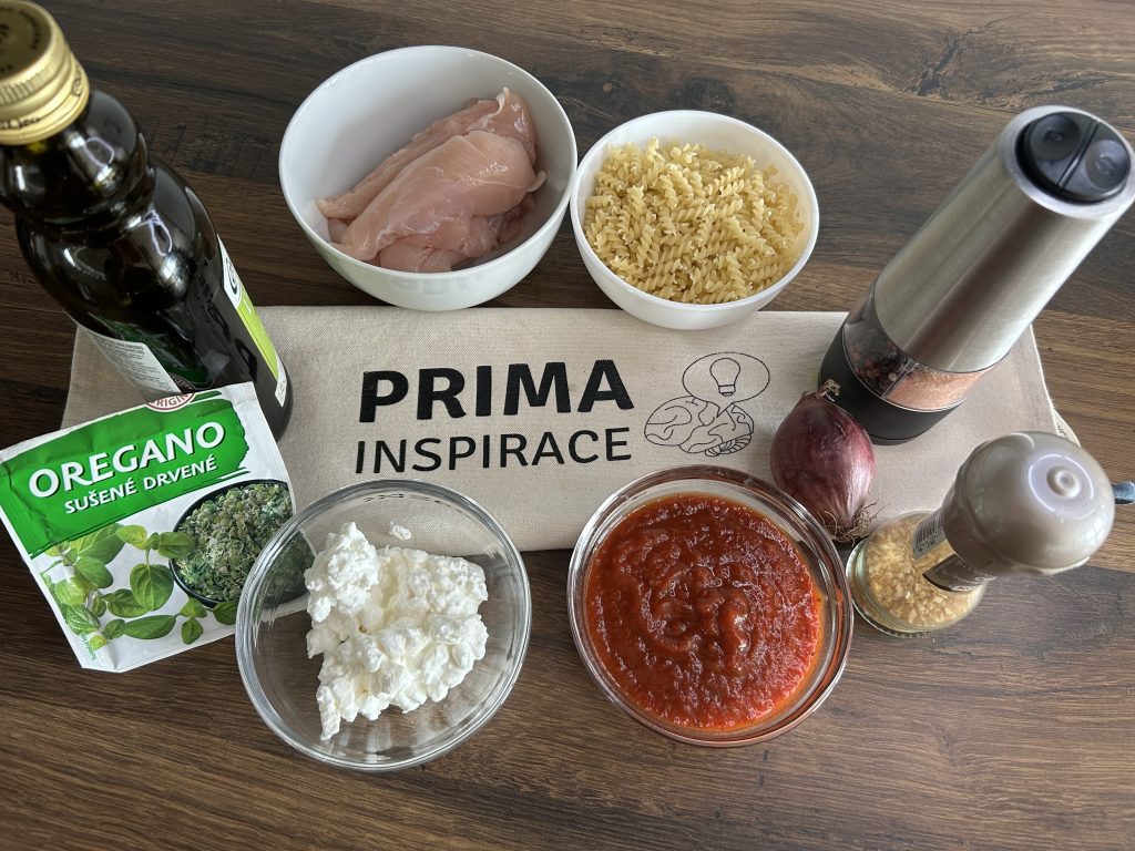 Cottage omáčka s kuřecím masem a těstovinami - tohle musíte ochutnat!