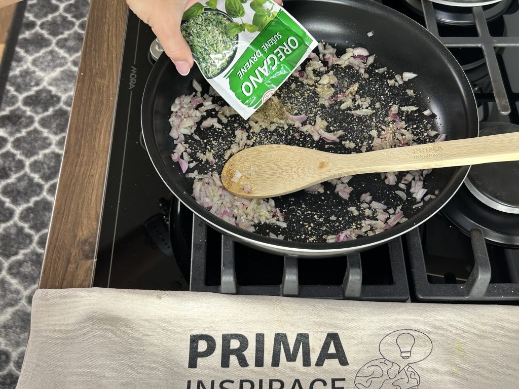 Cottage omáčka s kuřecím masem a těstovinami - tohle musíte ochutnat!