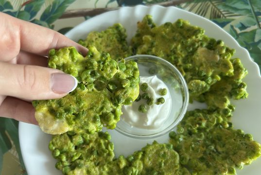 Hráškové placky pro děti – rychlá a zdravá večeře