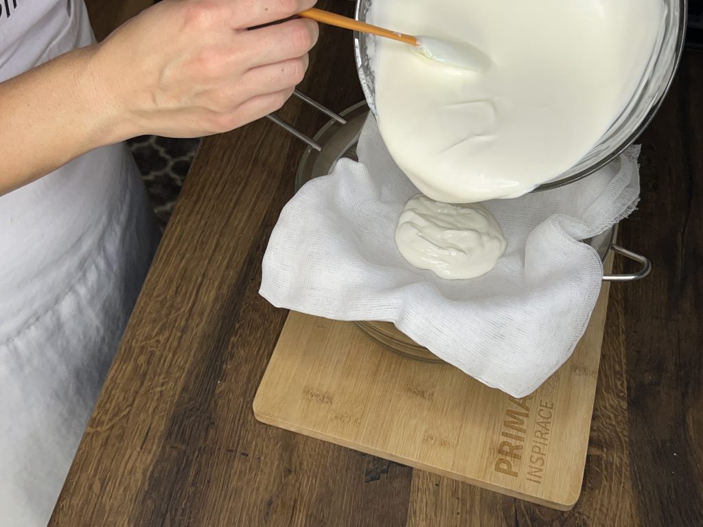 Zapomeňte na kupovanou Lučinu a připravte si ji snadno doma jen ze 3 ingrediencí!