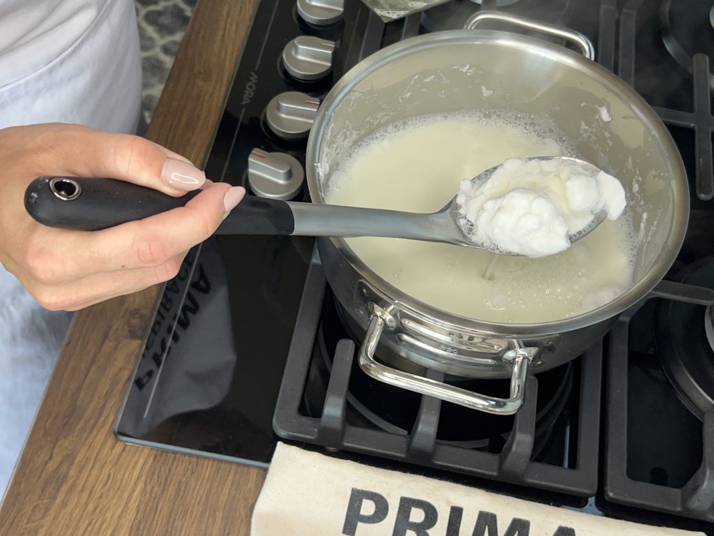 Vzpomínáte si na ptačí mléko? Podle tohoto receptu si ho připravíte snadno a rychle