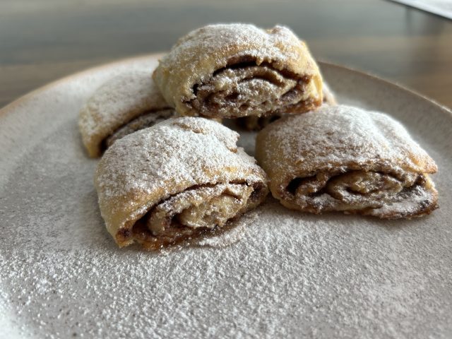 Skořicové šneky z cottage sýra a bez kynutí!