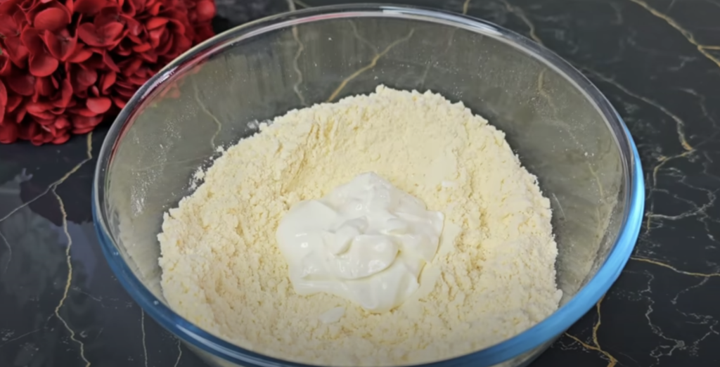 Půvabné kakaové šišky ze zakysané smetany, plněné sladkou ořechovou náplní a provoněné jemnou vanilkou - ideální pro každou příležitost