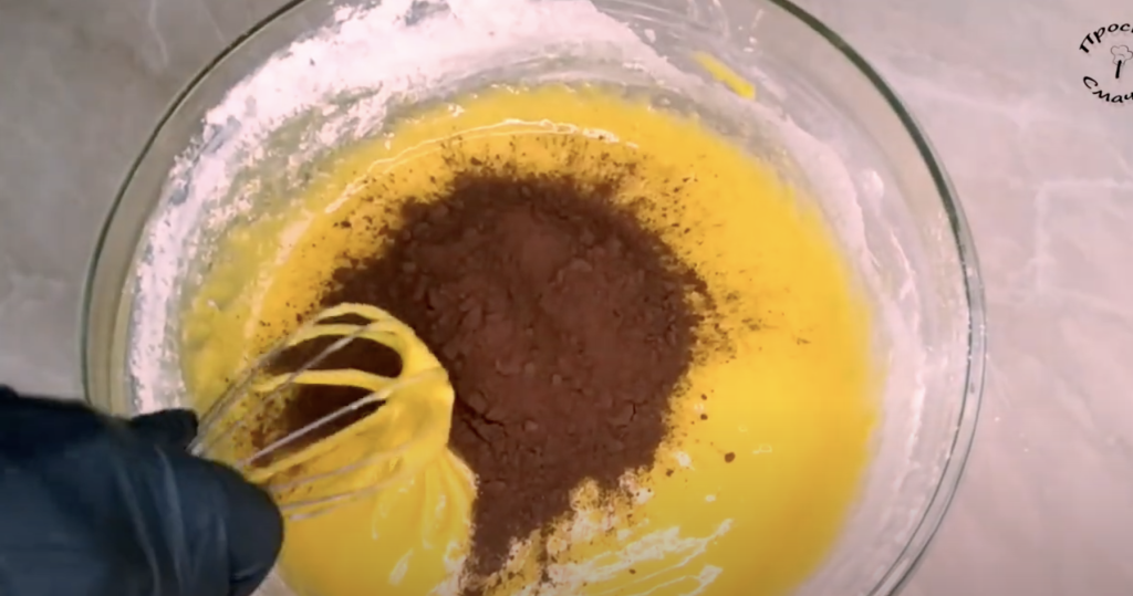 Dort s karamelovým krémem, sušenkami a praženými arašídy - delikatesa v ústech!