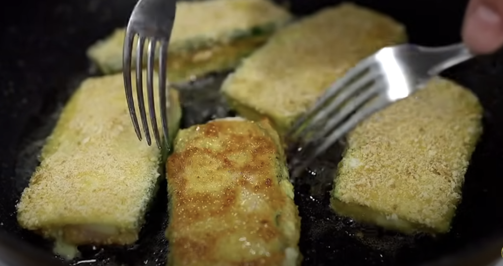 Cuketové sendviče se šunkou a sýrem - jednoduchý a chutný recept