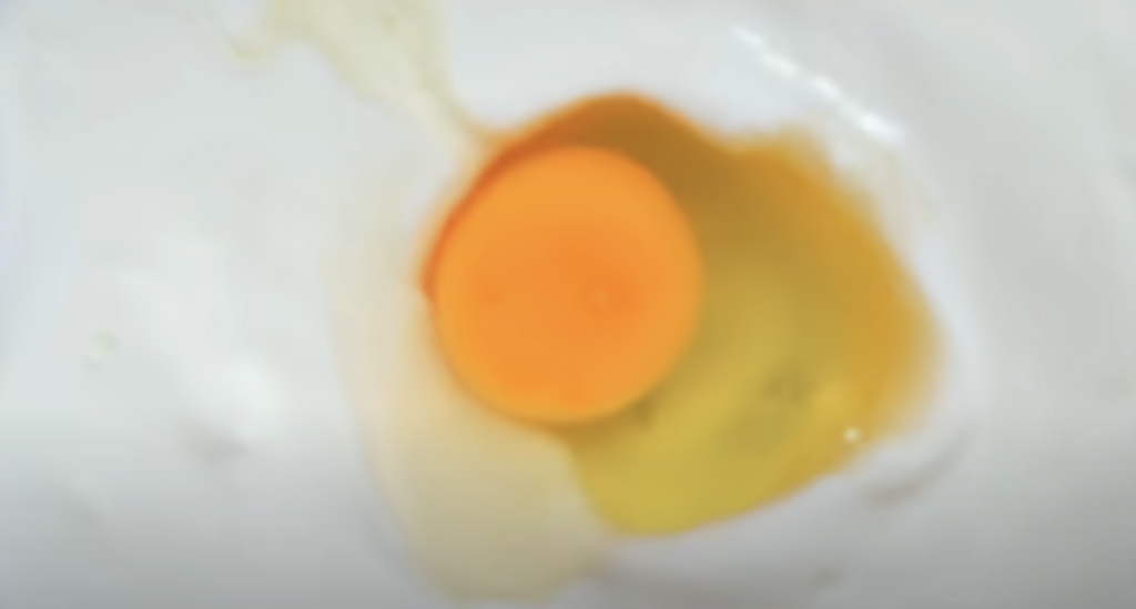 Nadýchané slané lívance se šunkou a jarní cibulkou - rychlá a chutná snídaně či večeře plná chutí