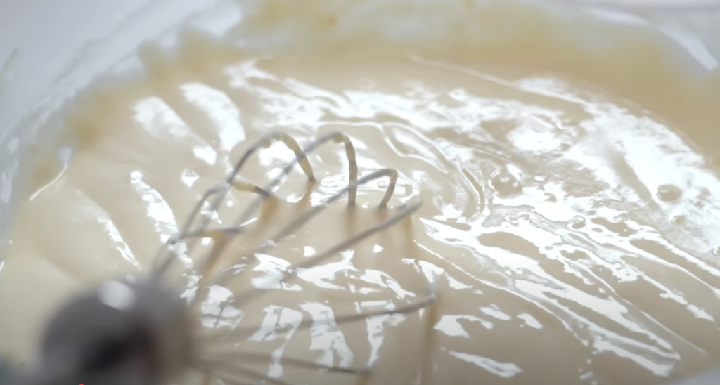 Nadýchané slané lívance se šunkou a jarní cibulkou - rychlá a chutná snídaně či večeře plná chutí