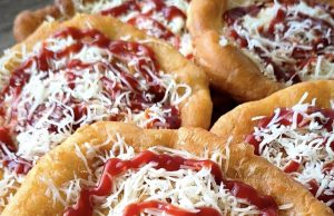 Langoše jako z poutě: Tradiční recept na křupavé, ale vláčné těsto