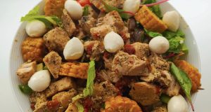 Kuřecí salát: Recept na luxusní, lehkou a svěží večeři