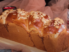 Božský nutellový pletenec s mandlemi – vláčné kynuté těsto a oříšková náplň