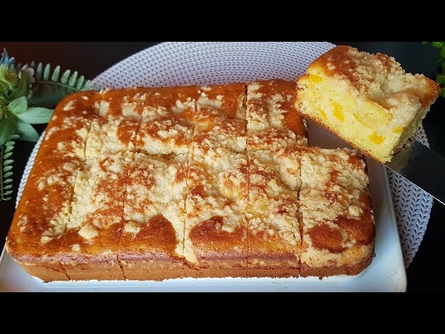 Šťavnatý broskvový koláč s drobenkou - jednoduchý a rychlý moučník pro každou příležitost Šťavnatý broskvový koláč s drobenkou - jednoduchý a rychlý moučník pro každou příležitost