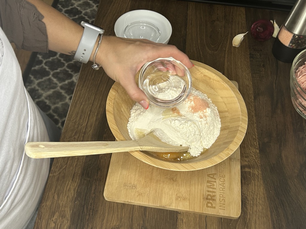 Čínské měšce v páře plněné mletým masem (wonton)