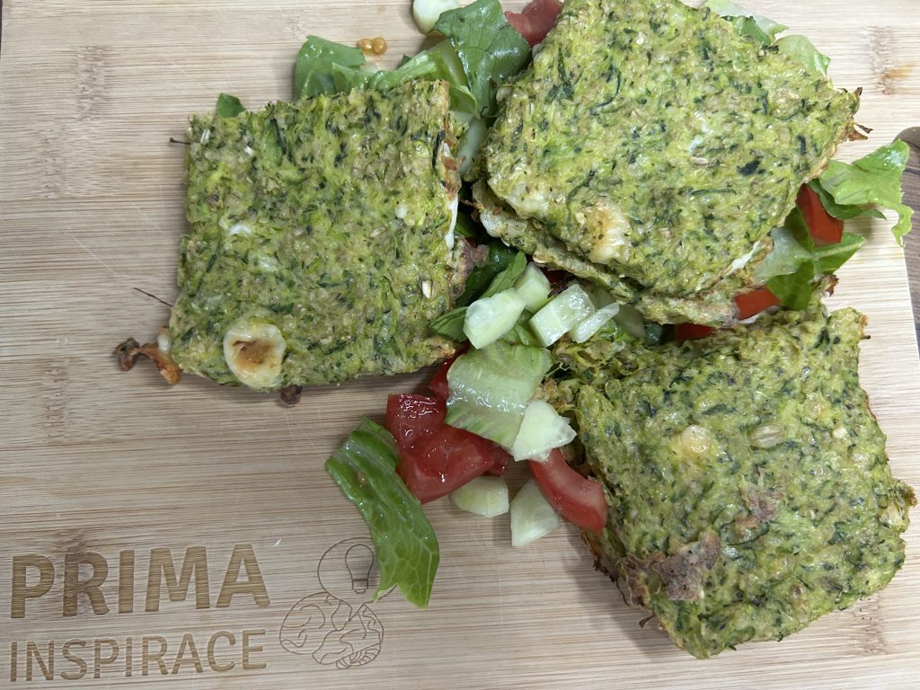 Cuketové toasty plněné sýrem