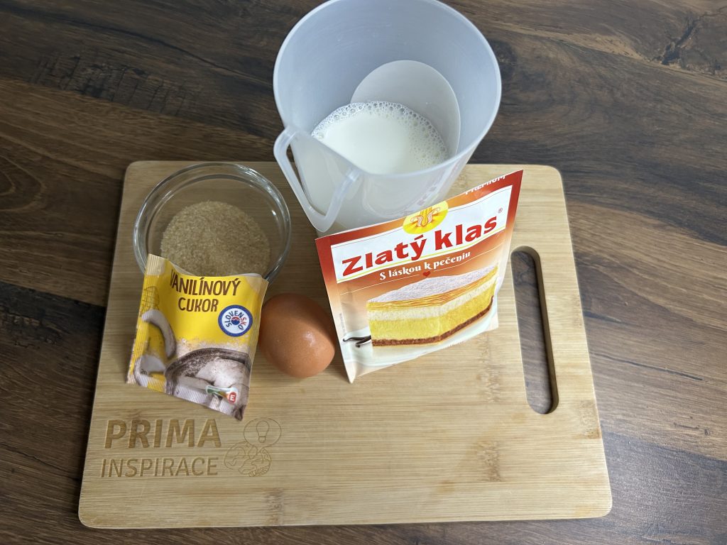 Jablečné croissanty z listového těsta s vanilkovým krémem