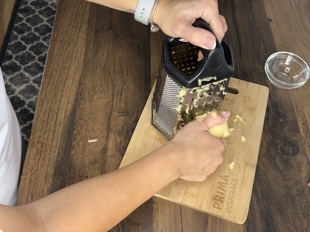 Jablečné croissanty z listového těsta s vanilkovým krémem