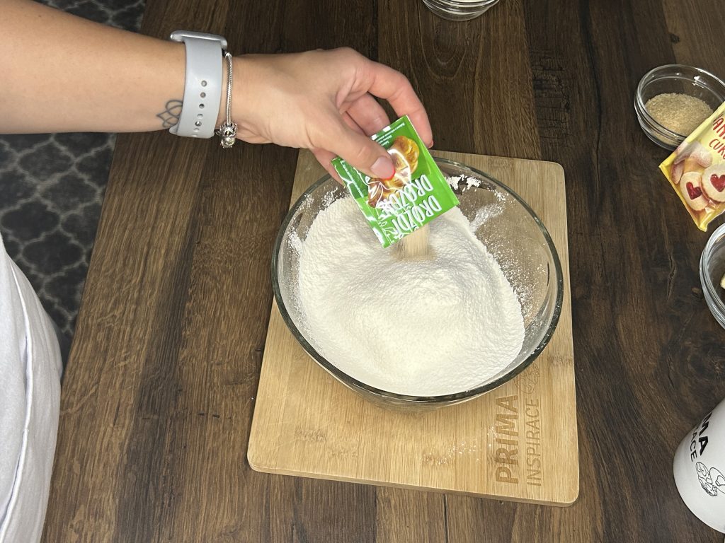 Jednoduché koláčky s tvarohem a marmeládou – bez dlouhého kynutí