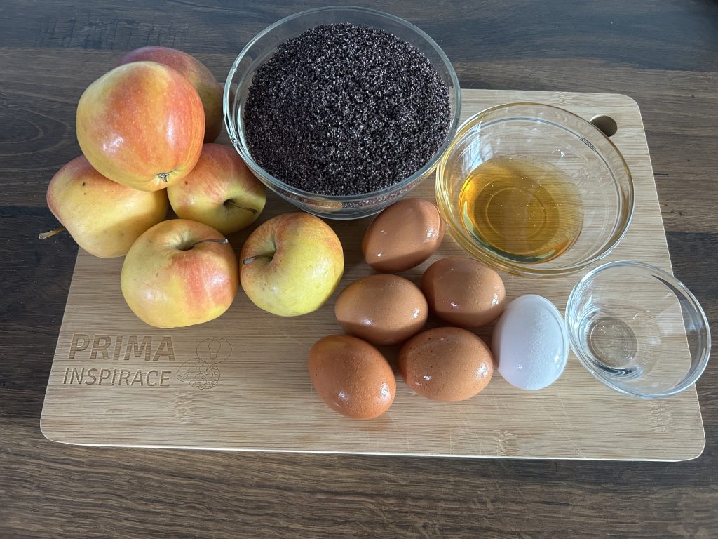 Zdravý makovo-jablečný koláč bez mouky